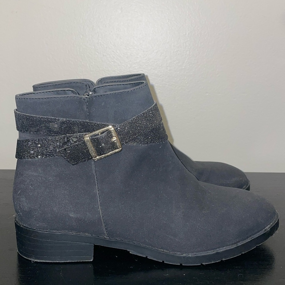 Lands End Ankle Boot. Size 5 M.